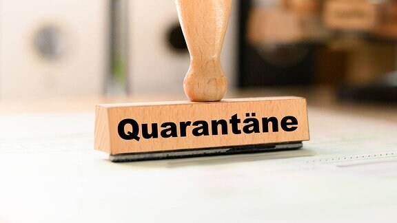 Ein Stempel mit der Aufschrift "Quarantäne".