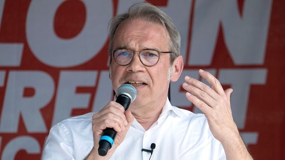 Georg Maier (SPD), Innenminister Thüringen, während einer Wahlkampfveranstaltung.