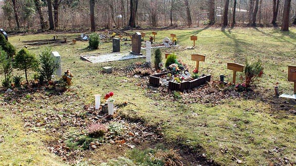 Ein muslimisches Grabfeld am Rande des Friedhofes in Erfurt