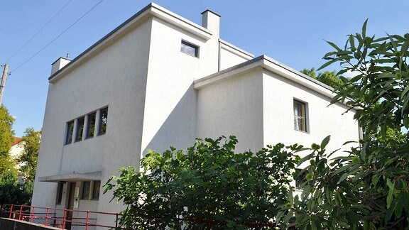 Walter Gropius Bau Haus Auerbach in Jena, Innen wie Außen