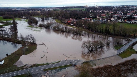 Überschwemmungen in Thüringen: Höchste Hochwasser-Meldestufe an zwei Orten