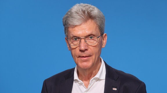 Helmut Holter (Linke), Thüringer Minister für Bildung, Jugend und Sport