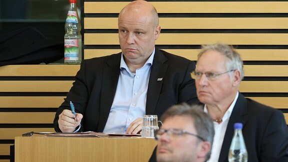 Abgeordneter Lars Schütze im Thüringer Landtag.