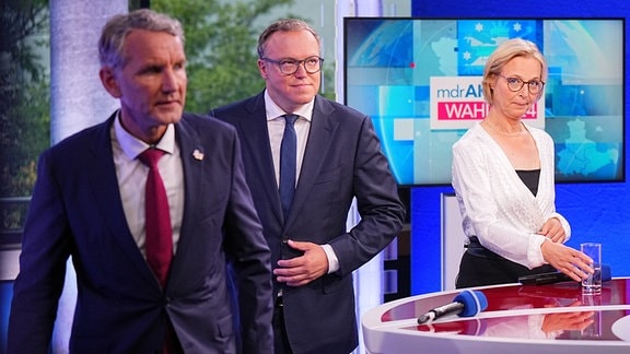 Mario Voigt (CDU, M), Vorsitzender der CDU in Thüringen und Spitzenkandidat, verlässt in einem Fernsehstudio eine Runde der Spitzenkandidaten neben Björn Höcke (AfD), Partei- und Fraktionsvorsitzender der AfD in Thüringen und Spitzenkandidat, und Katja Wolf, Spitzenkandidatin des Bündnis Sahra Wagenknecht (BSW) in Thüringen.