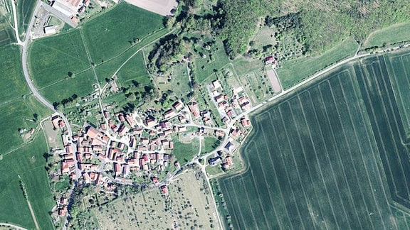 Luftbildaufnahme von Schweickershausen