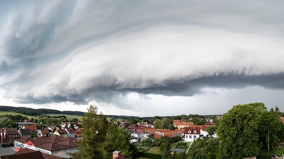 Eine Wolkenformation beim Unwetter im Weimarer Land.