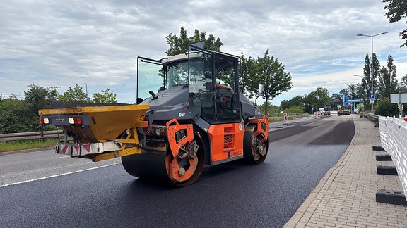 Bauarbeiten an einer Straße