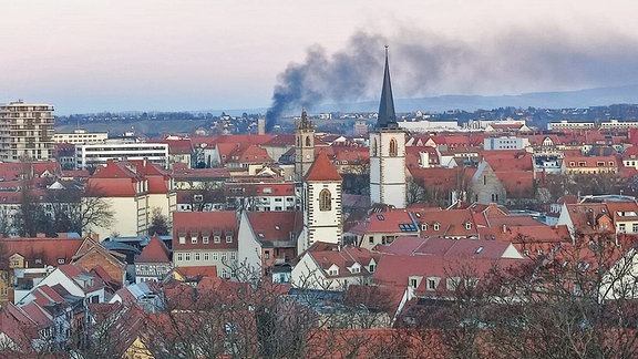 Rauchwolke über Erfurt
