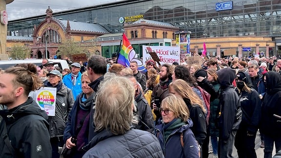 Demo gegen die AfD in Erfurt