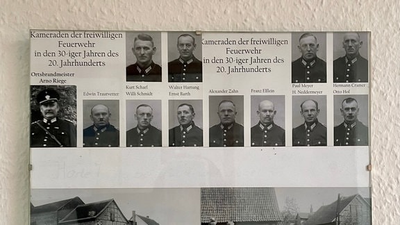 Bildgalerie im Flur der Freiwilligen Feuerwehr Kleinrettbach