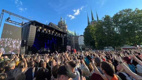 Zehntausende Besucher gab es beim Krämerbrückenfest in Erfurt.