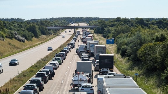 Stau auf der A4