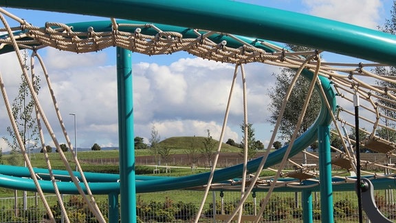 Zwischen Rastanlage und dem Fürstenhügel ist ein neuer Spielplatz.