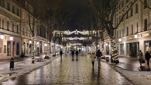 Weihnachtsbeleuchtung in der Schillerstraße in Weimar