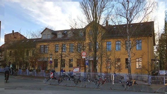 Das Gebäude der Freien Waldorfschule Weimar von außen