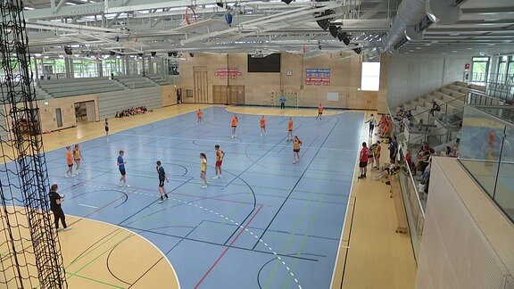 Handball in der Salza-Halle