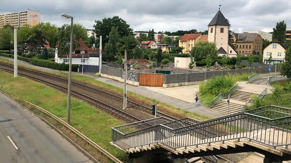 Ab 1972 wurde neben das beschauliche Dorf Lusan der größte Geraer Stadtteil gebaut. 