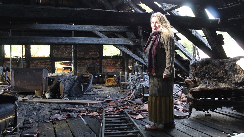 Fire at Historic Farmhouse Ruled as Intentional Arson: Susann Schmidt’s Journey to Recovery