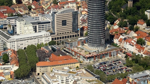 Jena von oben mit Eichplatz, Friedrich-Schiller-Universität und Intershop-Tower