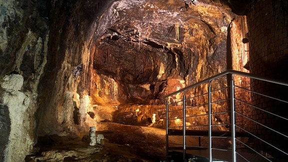 farbenprächtigen Grotte in der Morassina