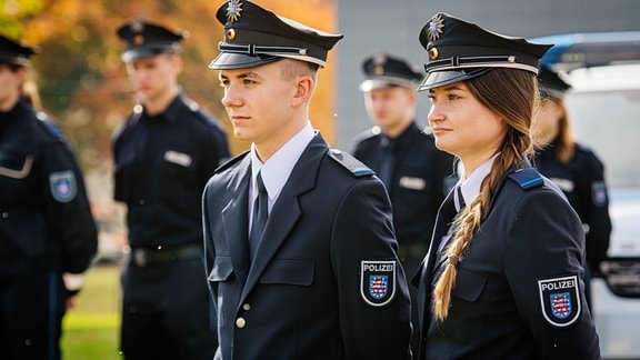 Polizeianwärterinnen und -anwärter, welche Anfang Oktober ihre Ausbildung in Meiningen begonnen haben