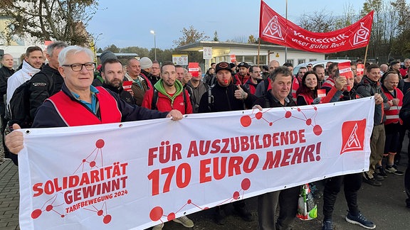 Mitarbeiter von Kaeser Kompressoren in Gera streiken.