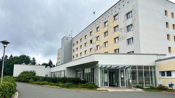 Das Krankenhaus von Regiomed in Neuhaus am Rennweg. 