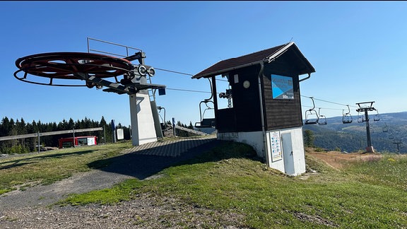 Bergstation der Liftanlage in der Skiarena Silbersattel