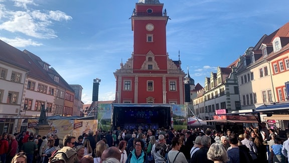 Bühne aqm Rathaus beim Gothardusfest 2023