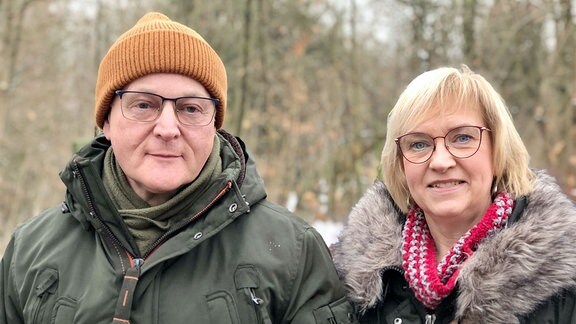 Helga und Heiko Lindemann sind gegen die geplanten Baumfällungen im Kurpark von Bad Salzungen.