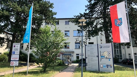 Außenansicht des St.-Georg-Klinikums in Eisenach