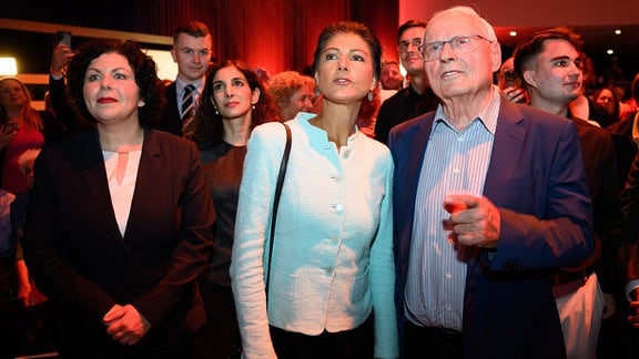 Amira Mohamed Ali, Sahra Wagenknecht und Oskar Lafontaine nach den ersten Prognosen zur Europawahl in Berlin.