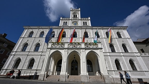 Das Weimarer Rathaus am Markt. Die Stadt Weimar erhält "für ihr überdurchschnittliches Engagement bei der anspruchsvollen Sanierung des Weimarer Rathauses" eine Anerkennung bei der Verleihung des Denkmalschutzpreises 2024. 