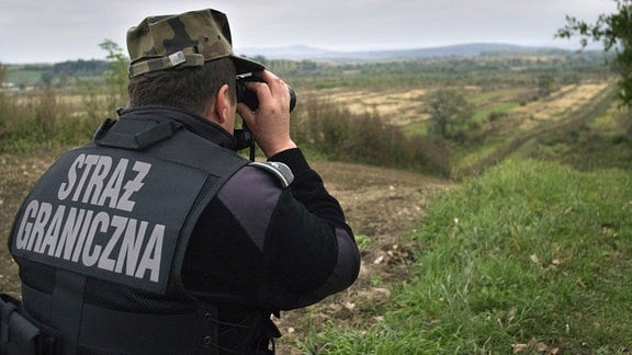 Polnischer Grenzschützer sichert 2013 EU-Aussengrenze gegenüber der Ukraine