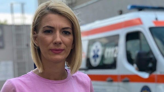 Rumänische Fernsehjournalistin Carla Tanasie