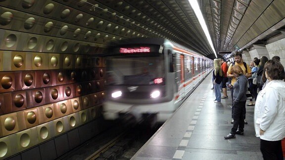 Prager Metro,  2012