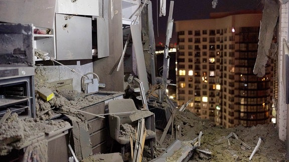 Eine beschädigte Wohnung nach russischen Luftangriffen auf die Hauptstadt.