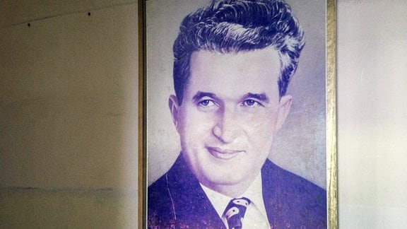 Porträt des Führers der kommunistischen Ära, Nicolae Ceausescu.