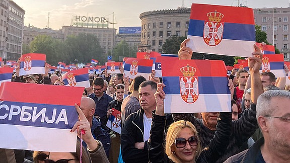 Proteste gegen Gewalt in Belgrad