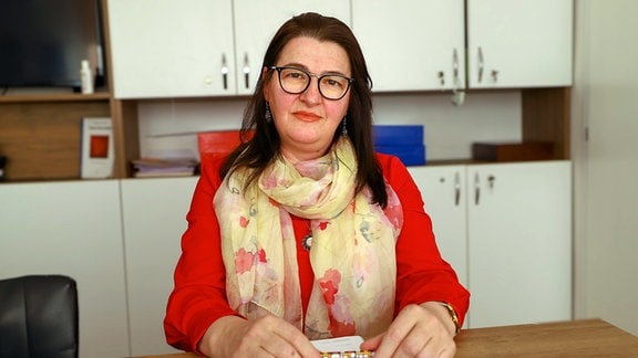Zana Asllani, Direktorin des Frauenhauses in Pristina