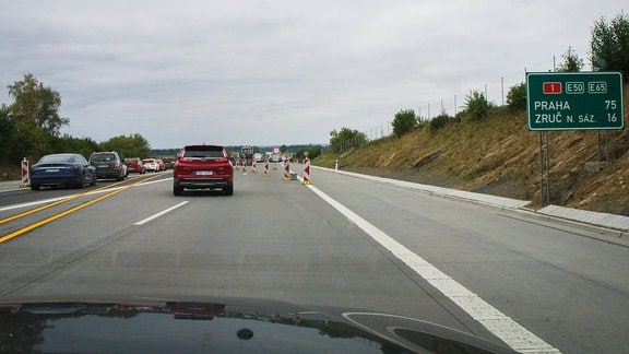 Baustelle auf der Autobahn D1 Prag-Dresden