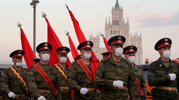 Soldaten bei einer Parade
