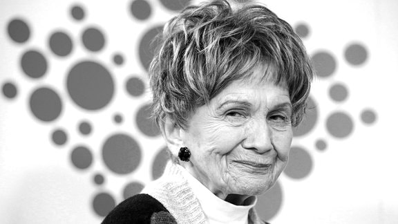 Alice Munro:  *10. Juli 1931 - †13. Mai 2024