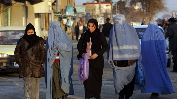 Afghanistan Zuruck Zur Burka Mdr De