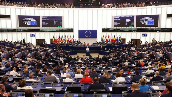 Blick in den Plenarsaal während der Rede von Ursula von der Leyen