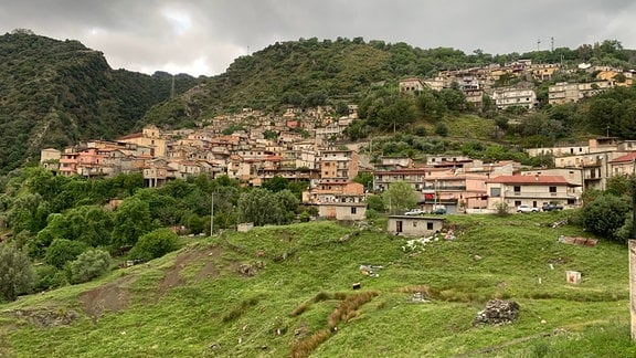 Die italienische Stadt San Luca.