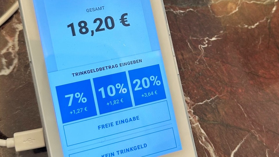 Kartenzahlung neu Tasten für Trinkgeld Nützlich oder nervig? MDR.DE