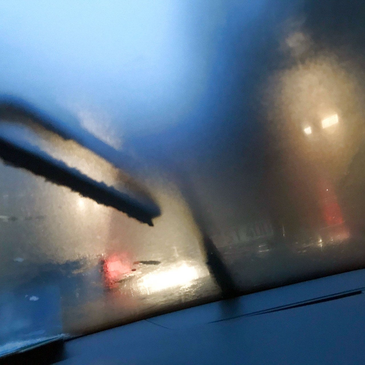 Feuchtigkeit im Auto: So bleibt der Innenraum trocken