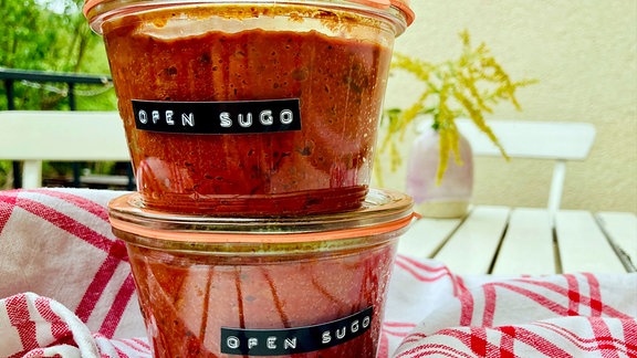 Fertiges Sugo im Glas