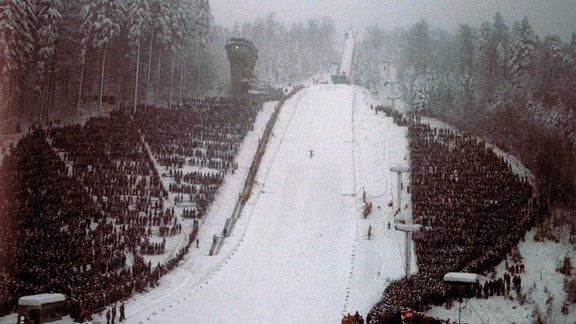 Historisches Fotos der "Aschbergschanze" vom Weltcup 1985/1986